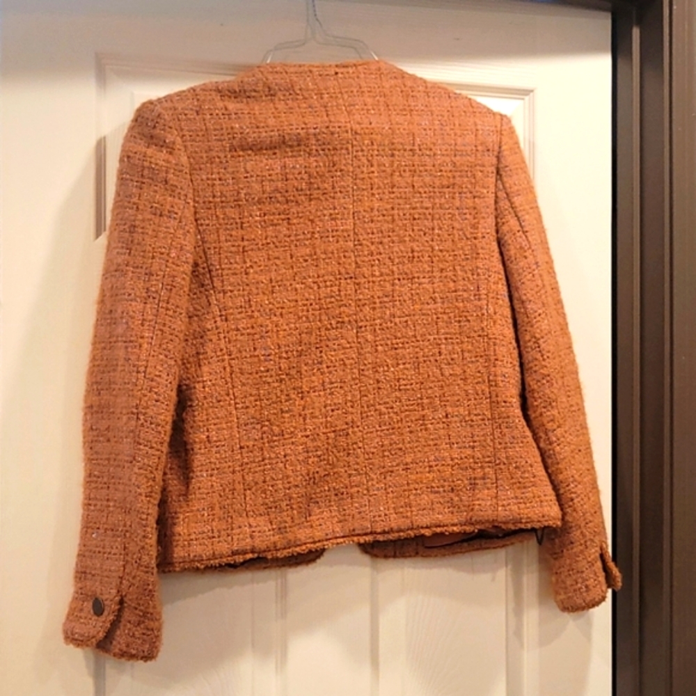 Chanel wool jacket with CC buttons - Picture 10 of 14